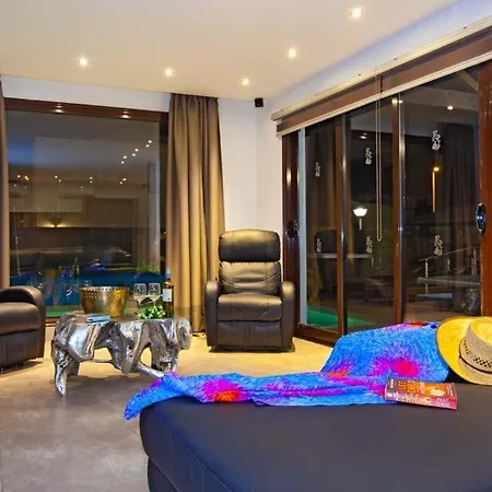 In Playa Blanca Sleeps 10 With Pool Air Con And Wifi Willa Playa Blanca (Lanzarote)